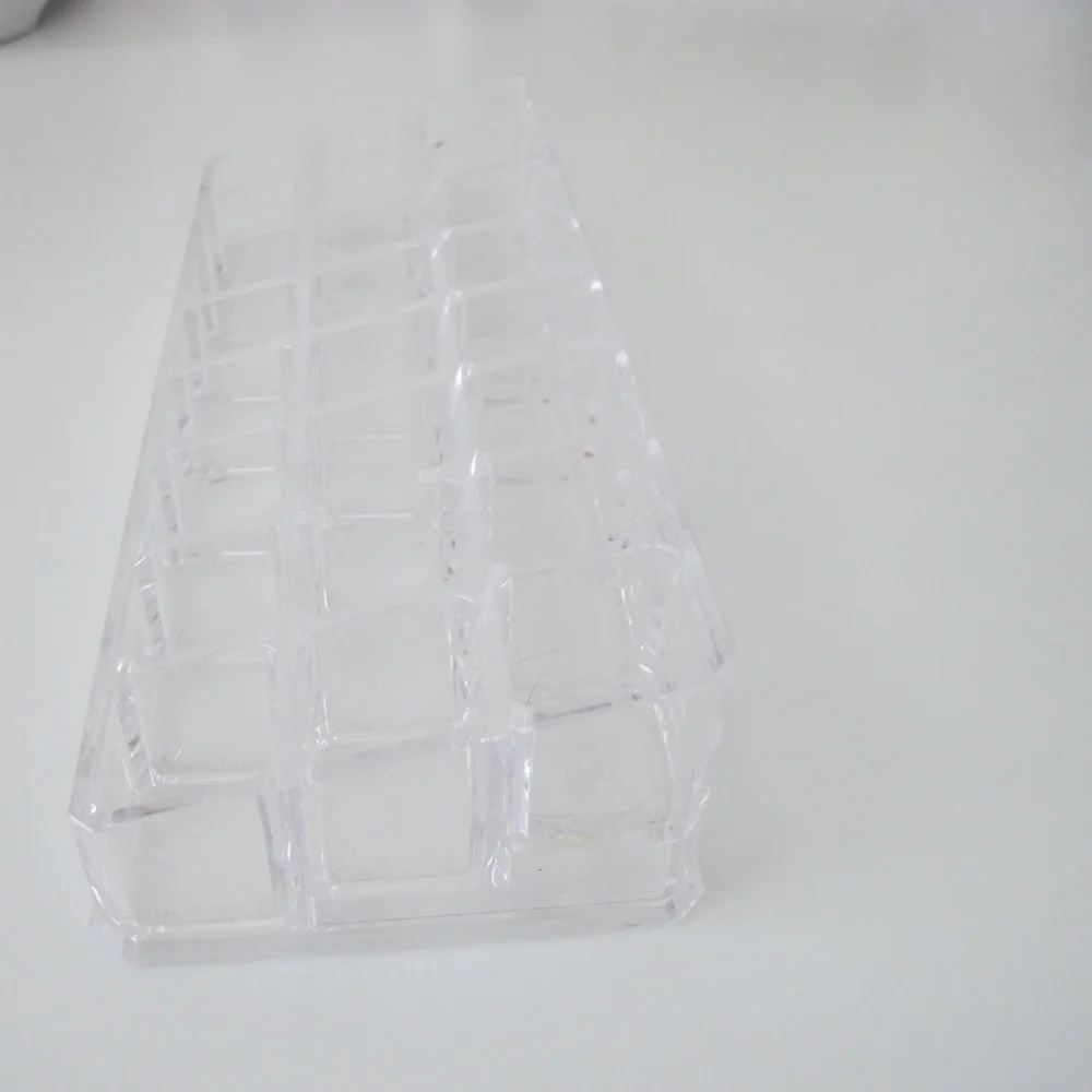 Acyrlic Lipstick Makeup Holder organizer - Picture 2 of 3